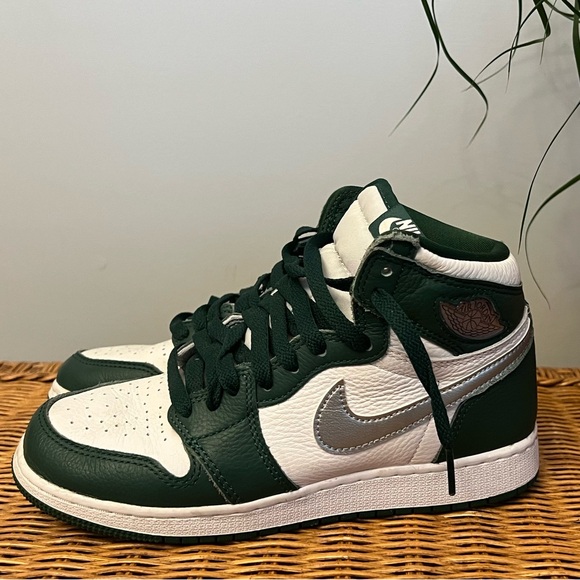 Air Jordan I Retro High OG - Picture 1 of 11